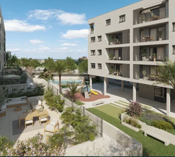 Image No.1-3 Bed Property for sale