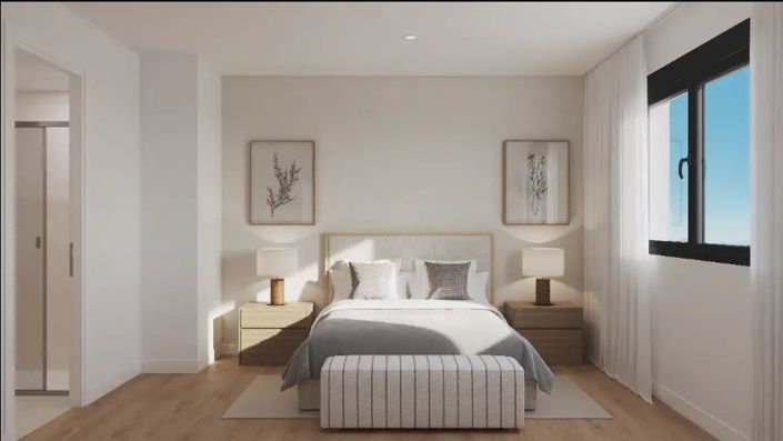 Image No.6-4 Bed Apartment for sale