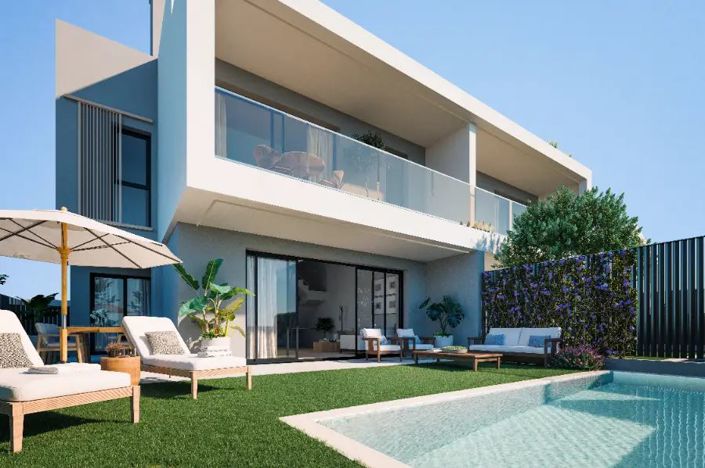 Image No.2-Villa de 4 chambres à vendre à Alicante City