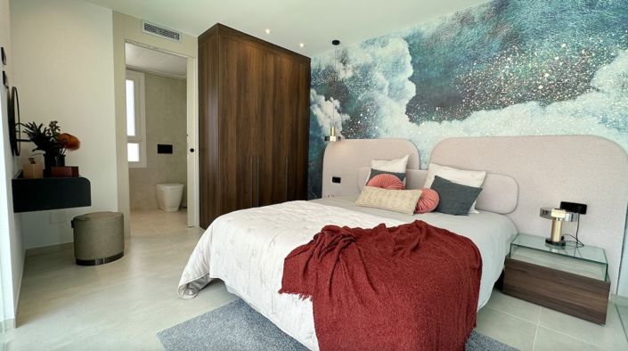 Image No.22-3 Bed Semi-Detached for sale