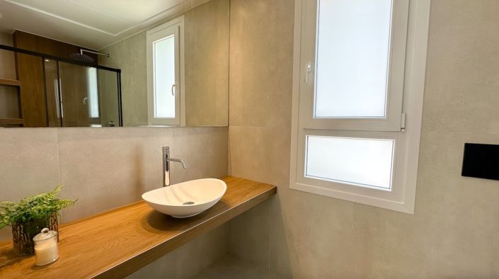 Image No.25-3 Bed Semi-Detached for sale