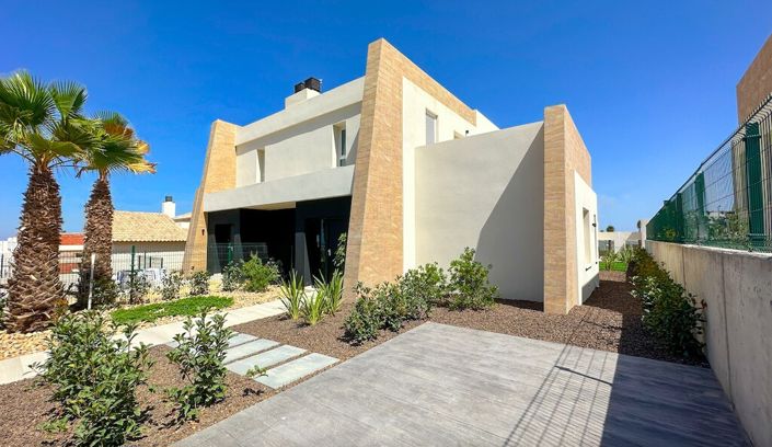 Image No.28-3 Bed Semi-Detached for sale