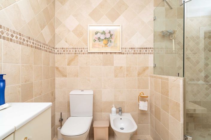 Image No.21-5 Bed Villa for sale