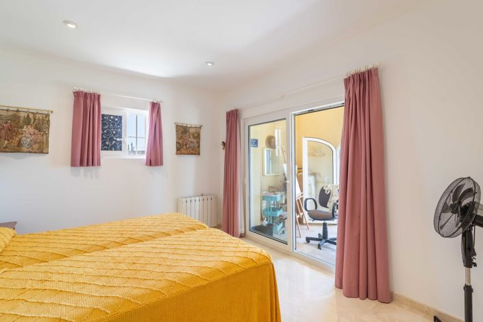 Image No.44-5 Bed Villa for sale