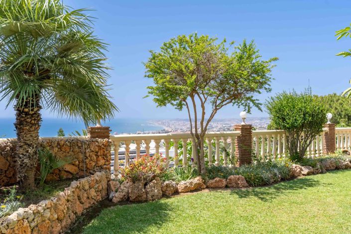 Image No.62-5 Bed Villa for sale