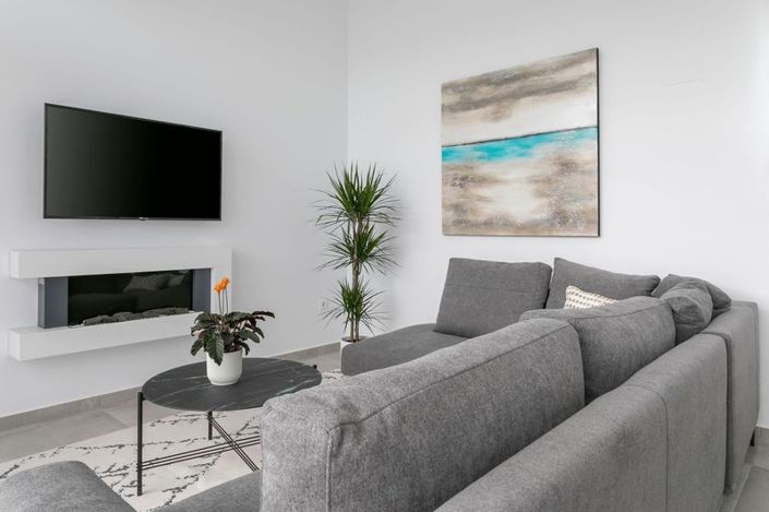 Image No.10-3 Bed Villa for sale