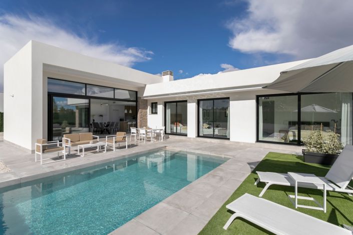 Image No.1-2 Bed Villa for sale