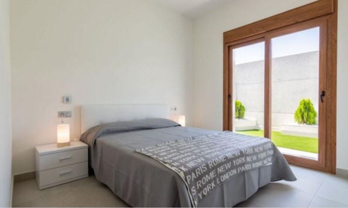 Image No.9-3 Bed Villa for sale