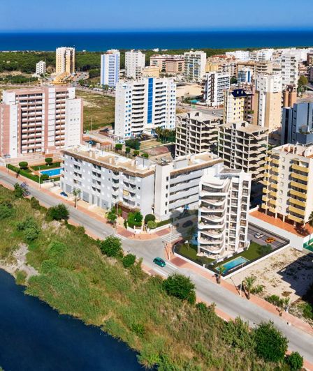 Image No.18-3 Bed Property for sale