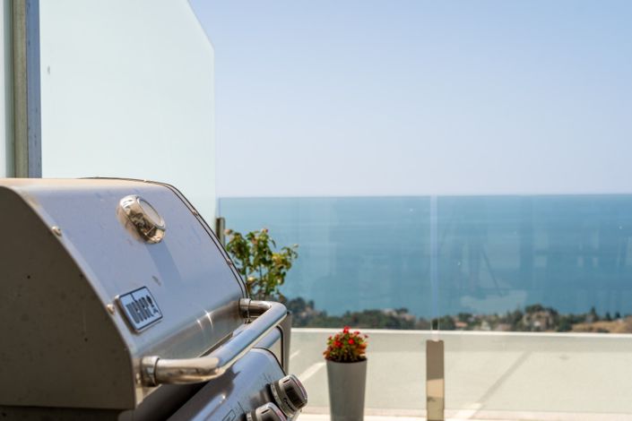 Image No.18-3 Bed Property for sale