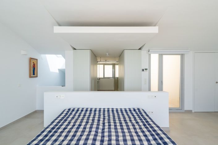 Image No.23-3 Bed Property for sale