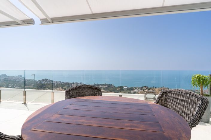 Image No.31-3 Bed Property for sale