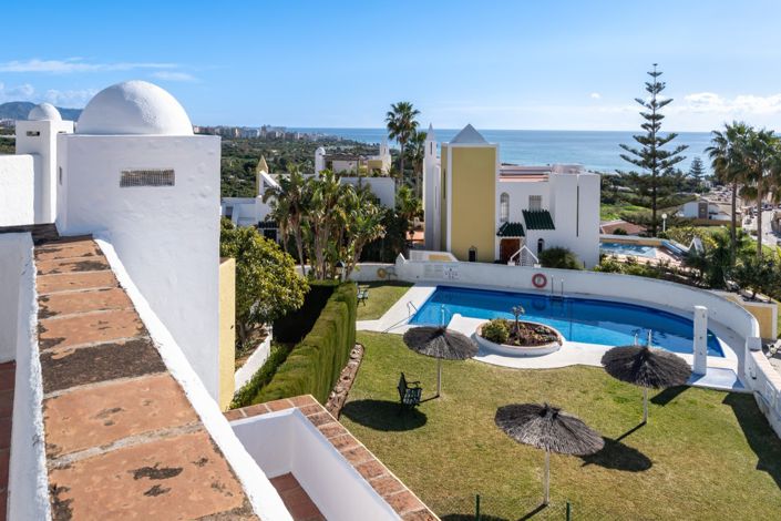 Image No.28-3 Bed Townhouse for sale