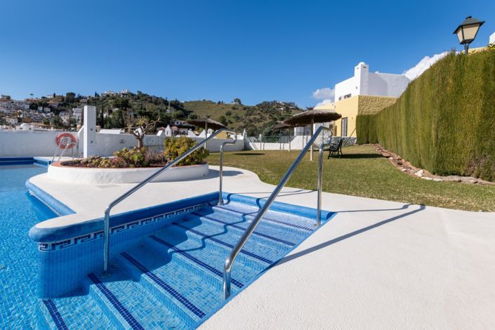 Image No.29-3 Bed Townhouse for sale