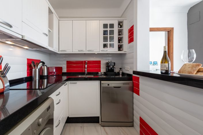 Image No.8-3 Bed Townhouse for sale