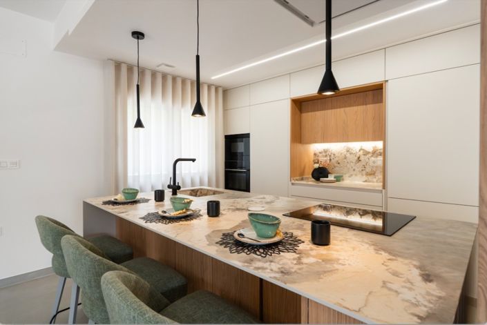 Image No.13-4 Bed Villa for sale