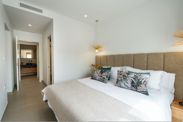 Image No.16-4 Bed Villa for sale