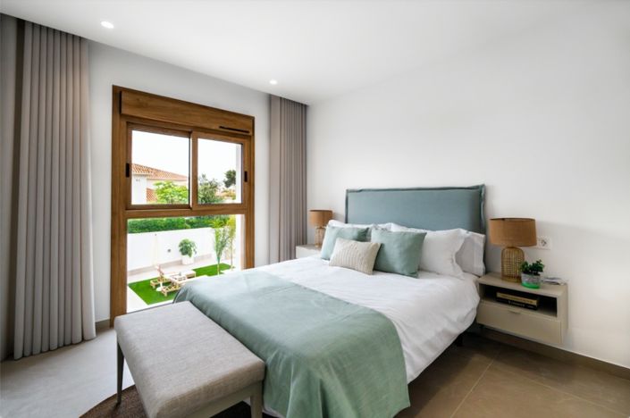 Image No.19-4 Bed Villa for sale