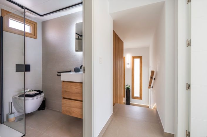 Image No.33-4 Bed Villa for sale