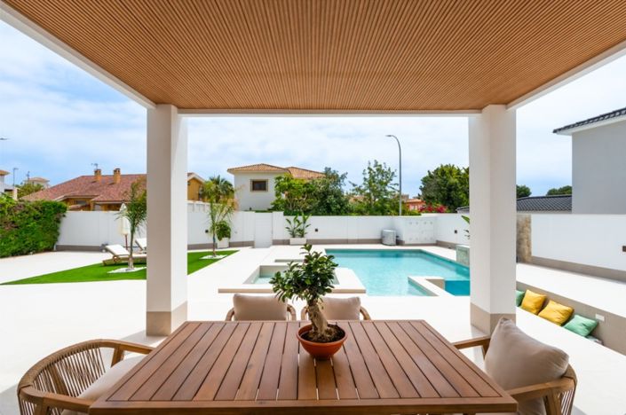 Image No.6-4 Bed Villa for sale