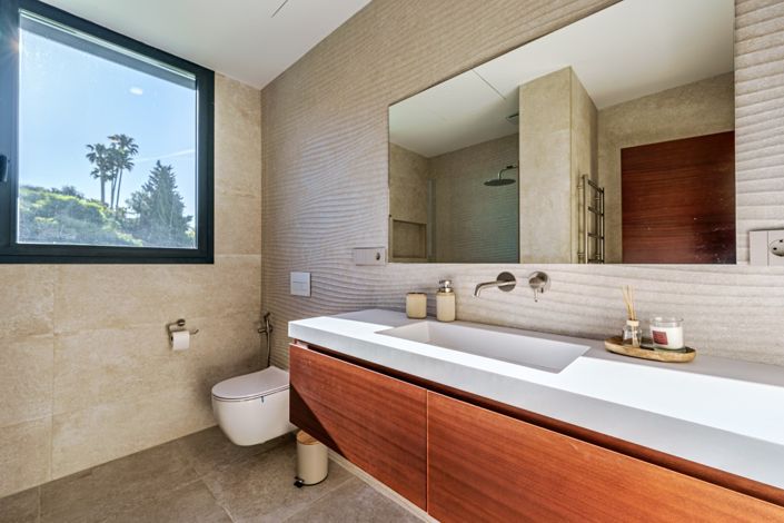 Image No.27-4 Bed Villa for sale