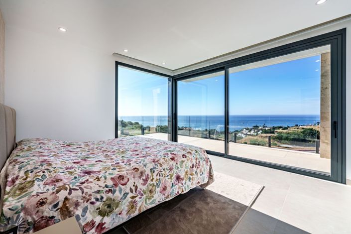 Image No.9-4 Bed Villa for sale