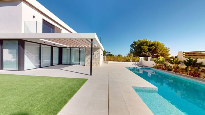 Image No.2-3 Bed Villa for sale