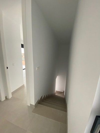 Image No.21-3 Bed Villa for sale