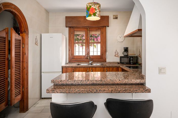 Image No.13-2 Bed Villa for sale