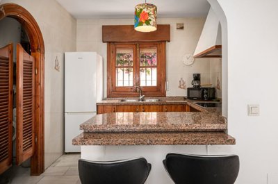 bzpaap113612824281024v001ca