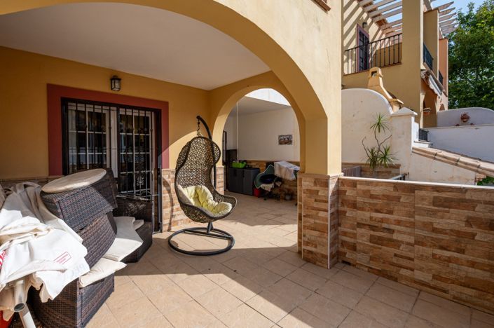 Image No.1-3 Bed Property for sale