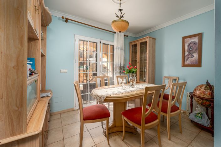 Image No.16-3 Bed Property for sale