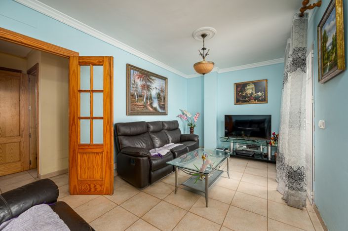 Image No.3-3 Bed Property for sale