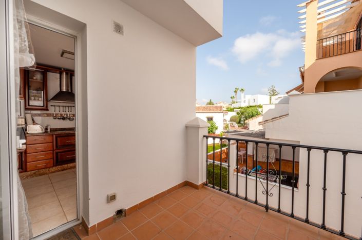 Image No.6-3 Bed Property for sale