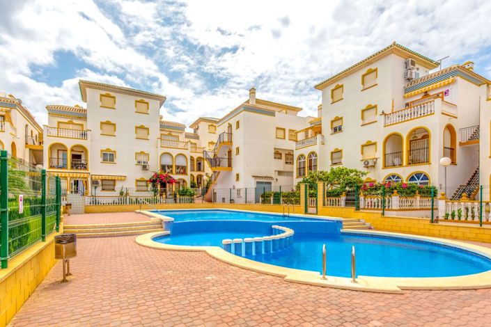 Image No.1-Propriété de 3 chambres à vendre à Torrevieja