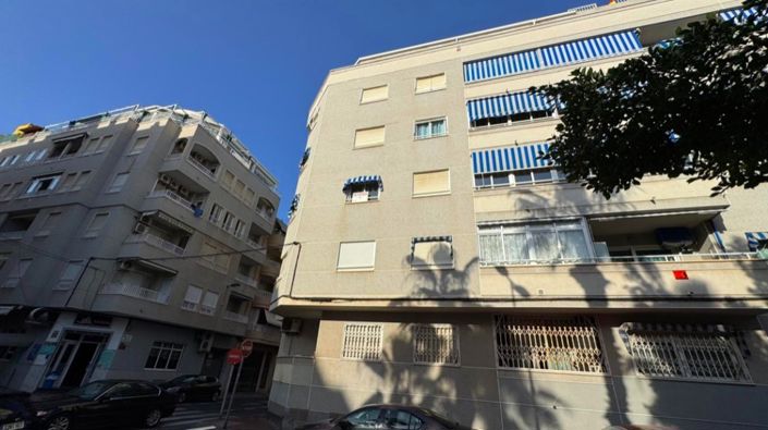 Image No.1-3 Bed Apartment for sale