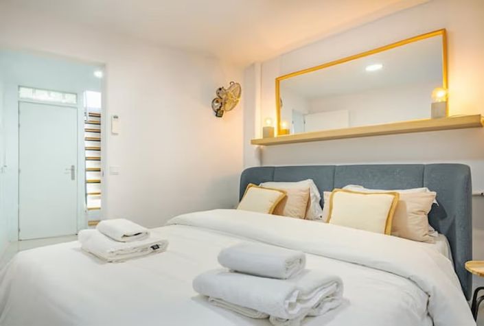 Image No.6-2 Bed Townhouse for sale