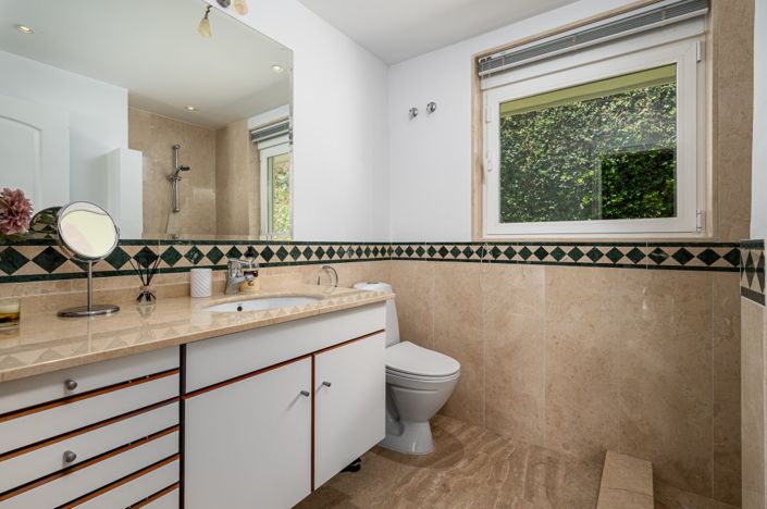 Image No.33-4 Bed Villa for sale