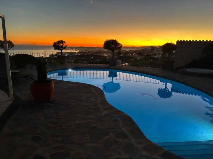 Image No.58-4 Bed Villa for sale