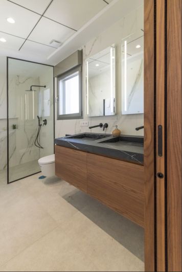 Image No.21-4 Bed Villa for sale