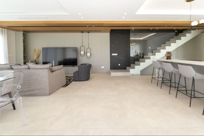 Image No.6-4 Bed Villa for sale