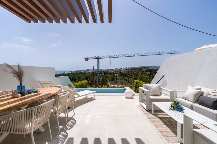 Image No.10-3 Bed Townhouse for sale