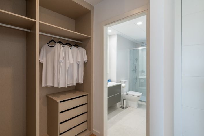 Image No.19-3 Bed Townhouse for sale