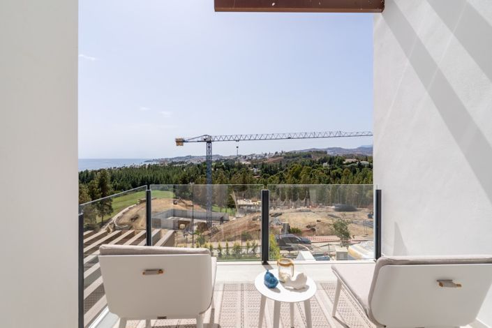 Image No.21-3 Bed Townhouse for sale