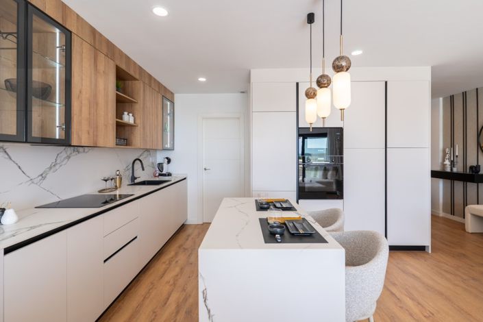 Image No.6-3 Bed Townhouse for sale