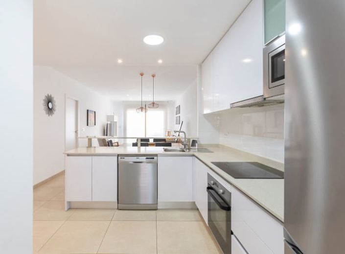 Image No.7-3 Bed Apartment for sale