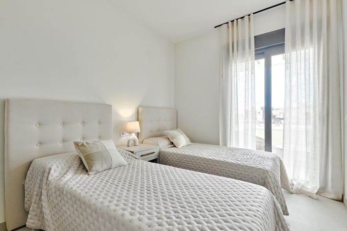 Image No.22-2 Bed Property for sale