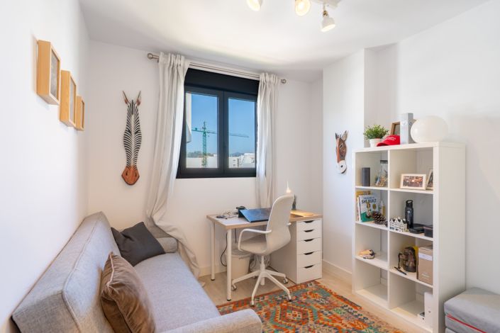 Image No.12-2 Bed Apartment for sale