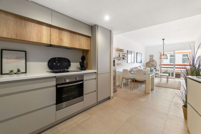 Image No.1-2 Bed Property for sale