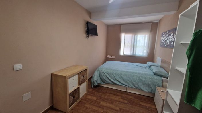 Image No.9-3 Bed Property for sale